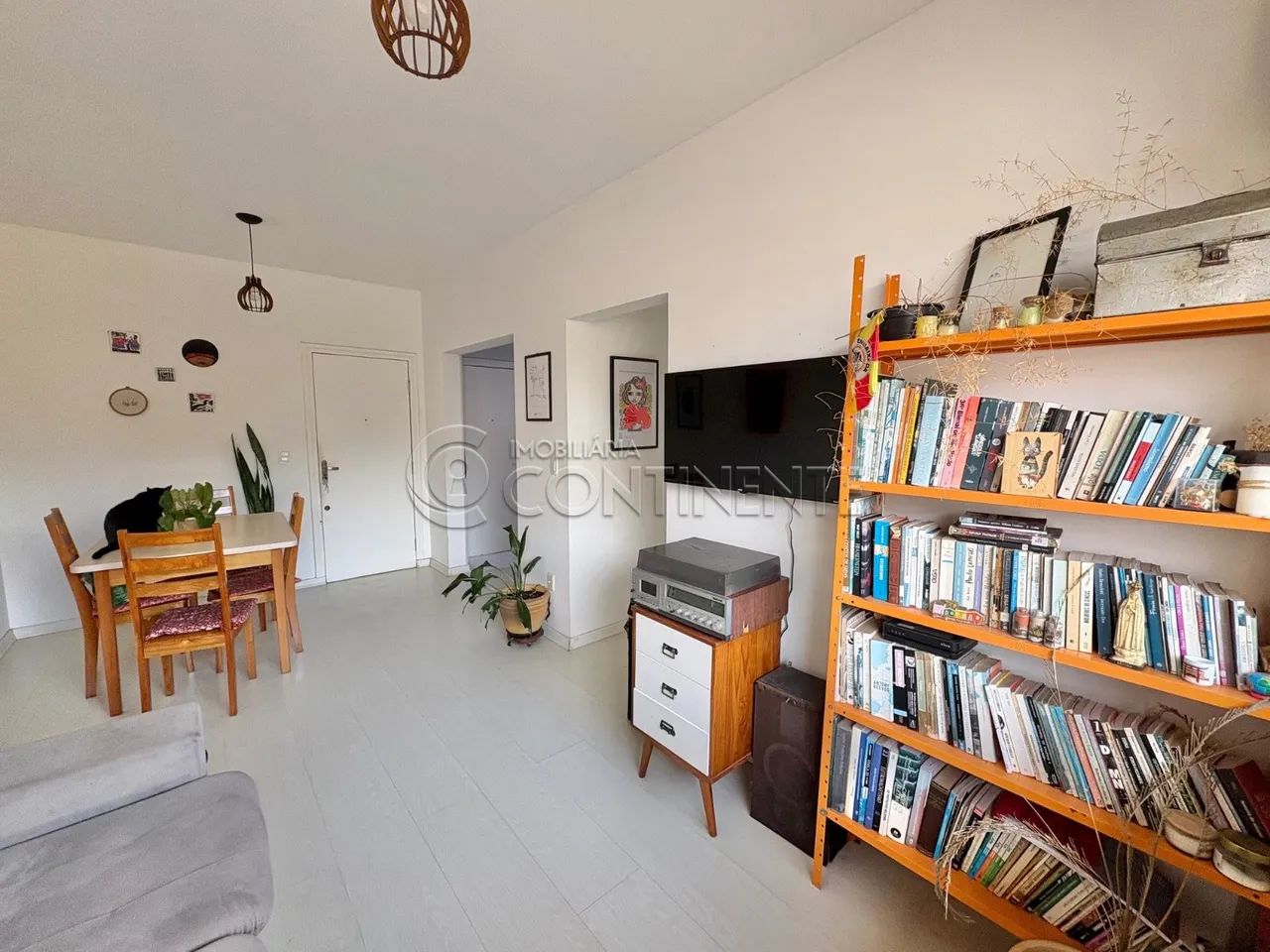 APARTAMENTO 2 DORMITÓRIOS EM CAPOEIRAS - ELEVADOR - GARAGEM - SOL DA MANHÃ