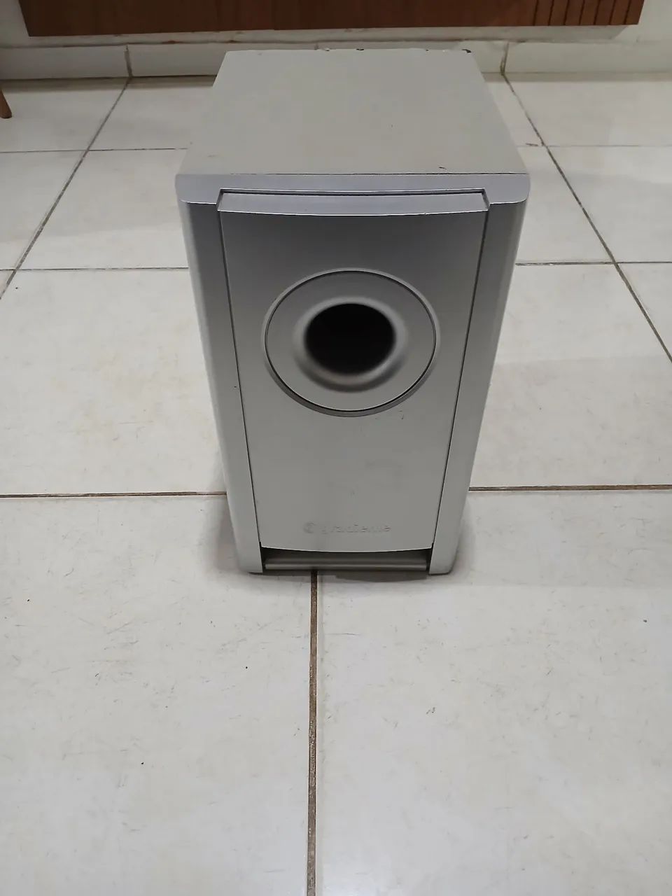Vendo subwoofer gradiente raro!  - Foto 3