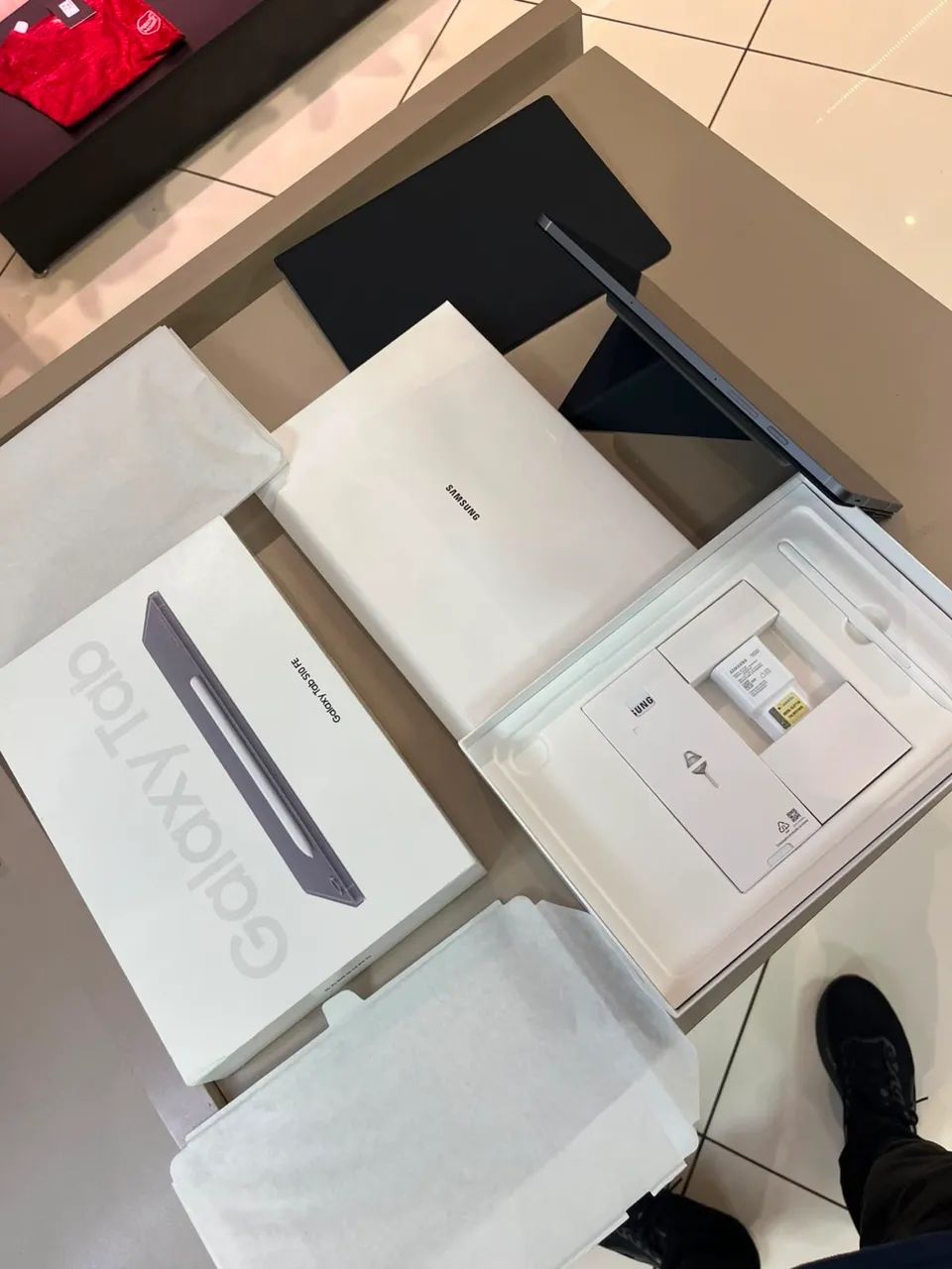 Tablet Samsung S10 fé  - Foto 2