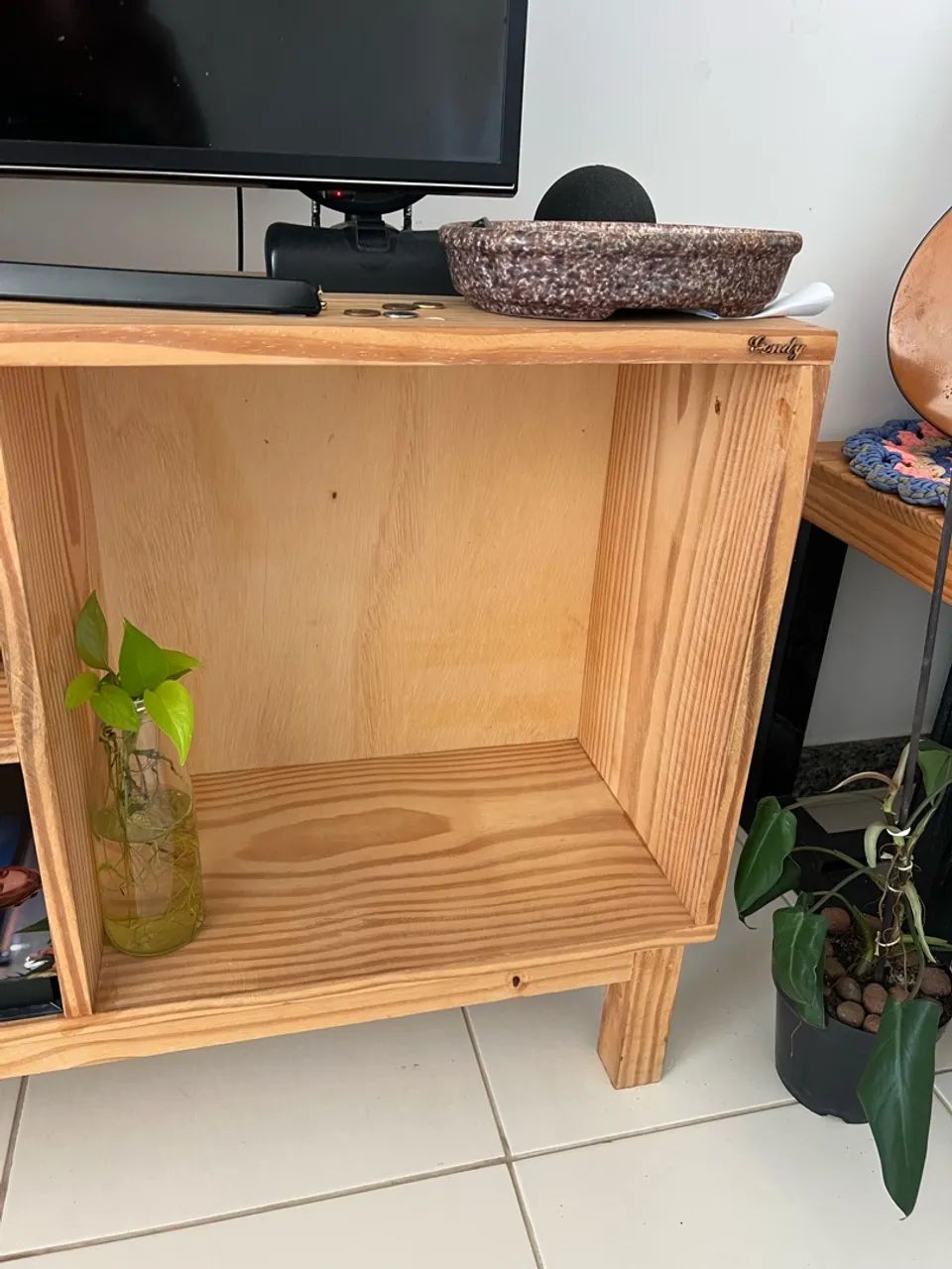     Rack de Madeira Pinus + Prateleira | Lindo e Conservado - Foto 4