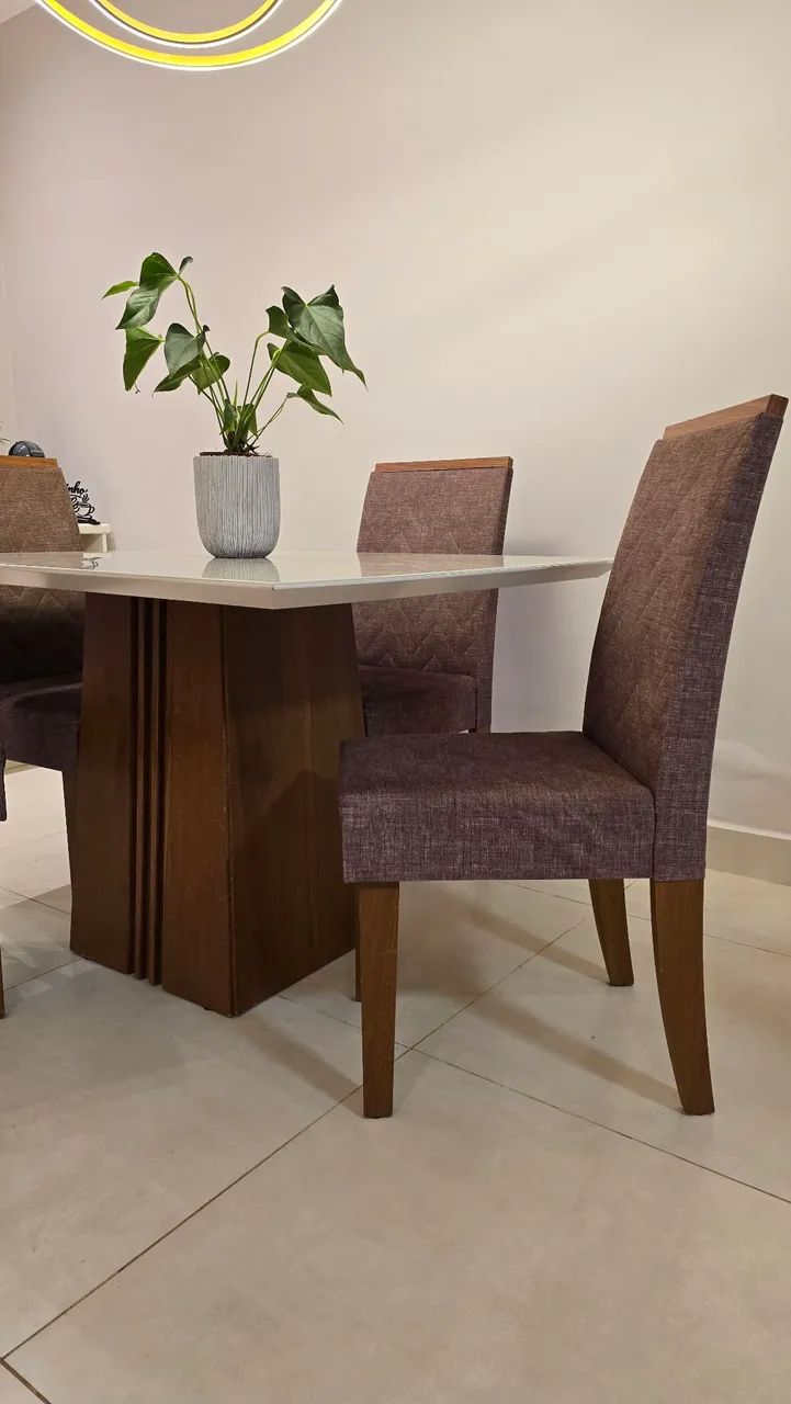 Mesa de 4 cadeiras retangular com tampo de vidro - Foto 3