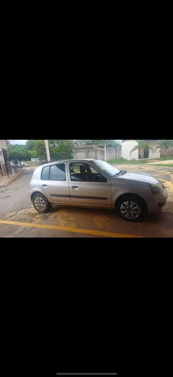Renault Clio CLIO HI-FLEX 1.0 16V 5P 2011