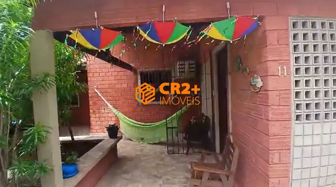 Vendo Casa em Condomínio com 5 suítes -200m² - Foto 4