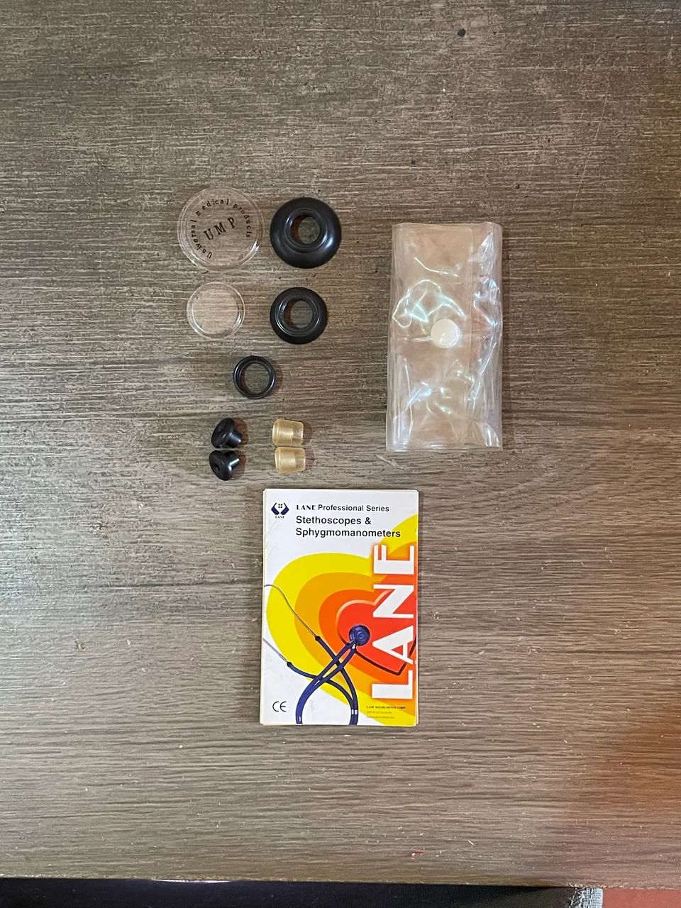 Vendo Estetoscópio e Esfingmomanômetro Manual - Foto 4