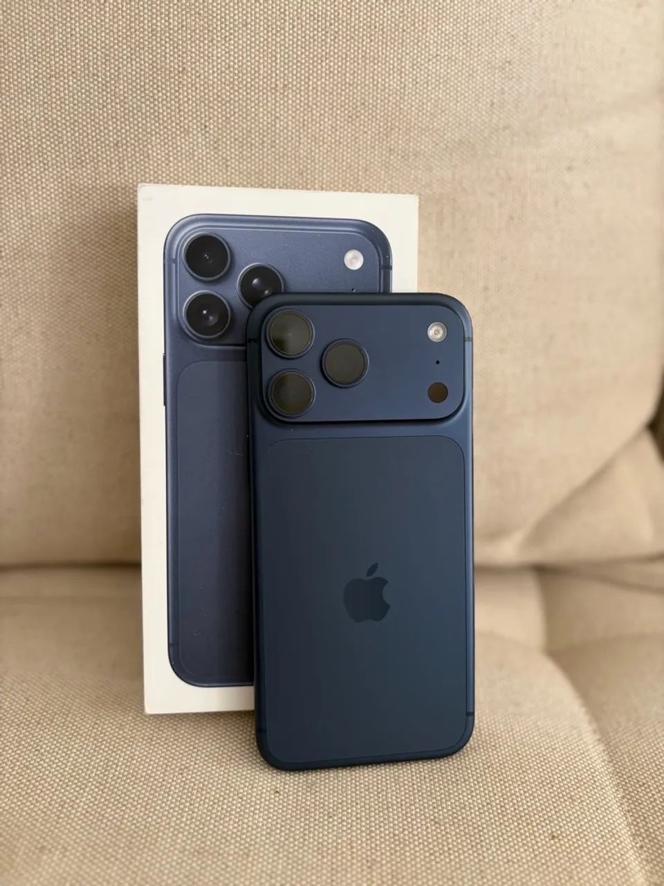 Apple iPhone 17 Pro Max 1TB Azul com NF  Impecável