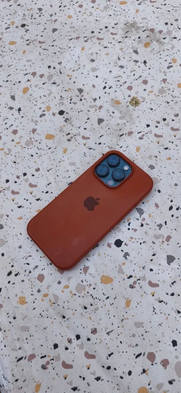 Vendo/troco iphone 16 pro 128 gb - Foto 2