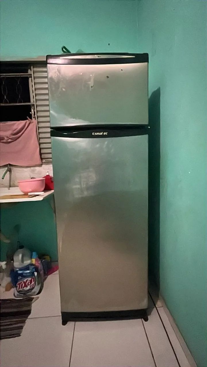 Vende-se geladeira 