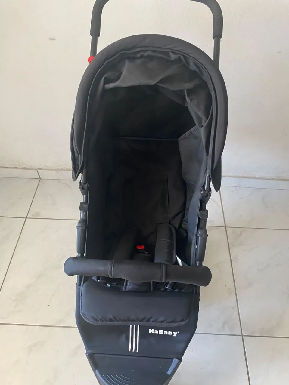 Carrinho de bebê. - Foto 2
