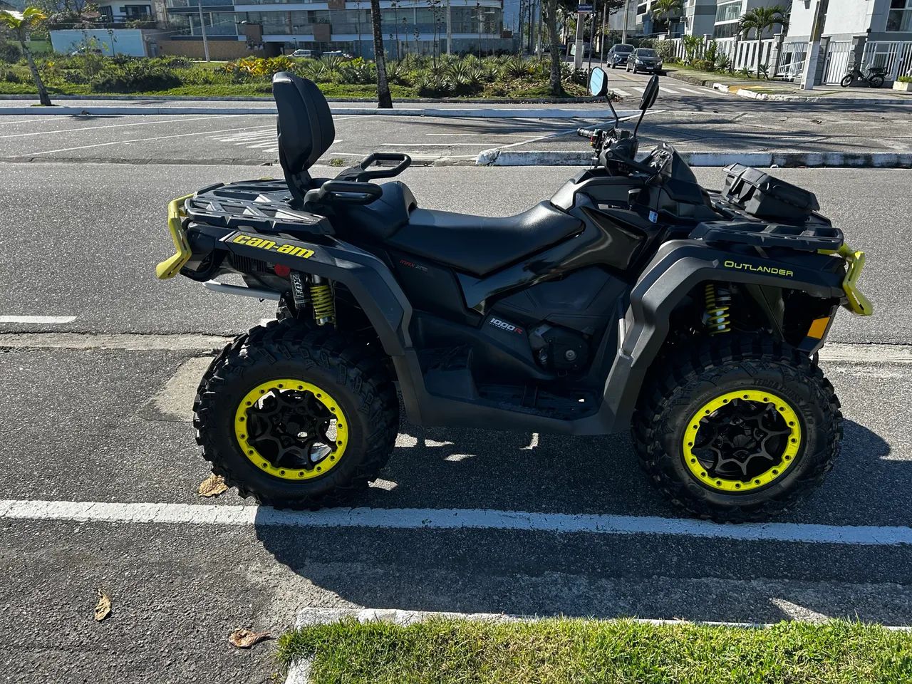 OUTLANDER 1000R - Foto 2