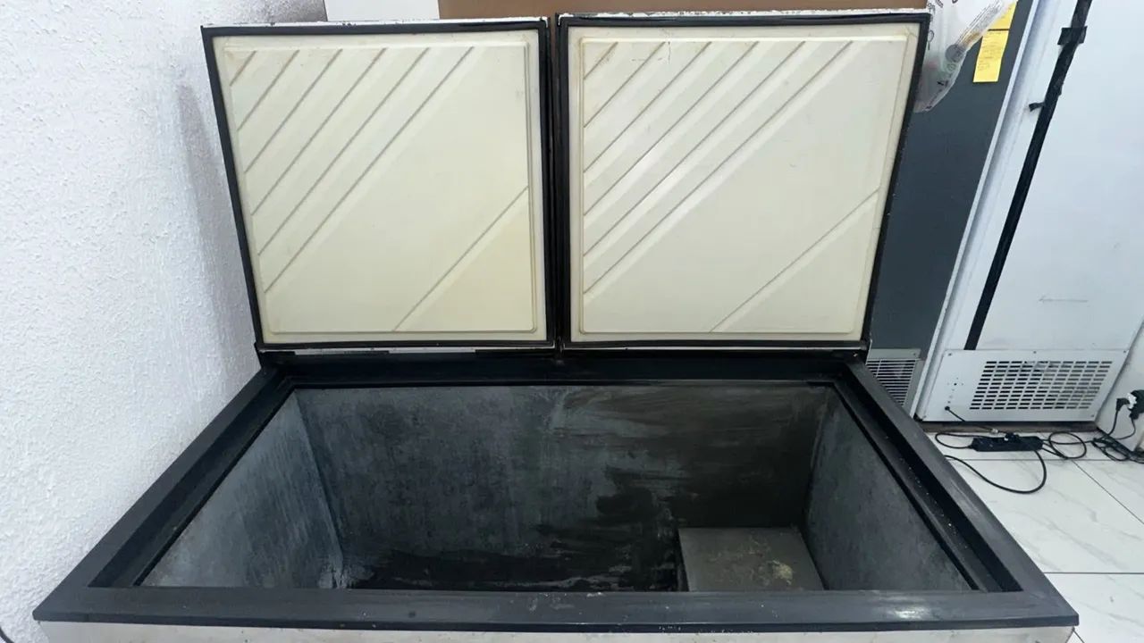 Freezer usado  220v - Foto 3