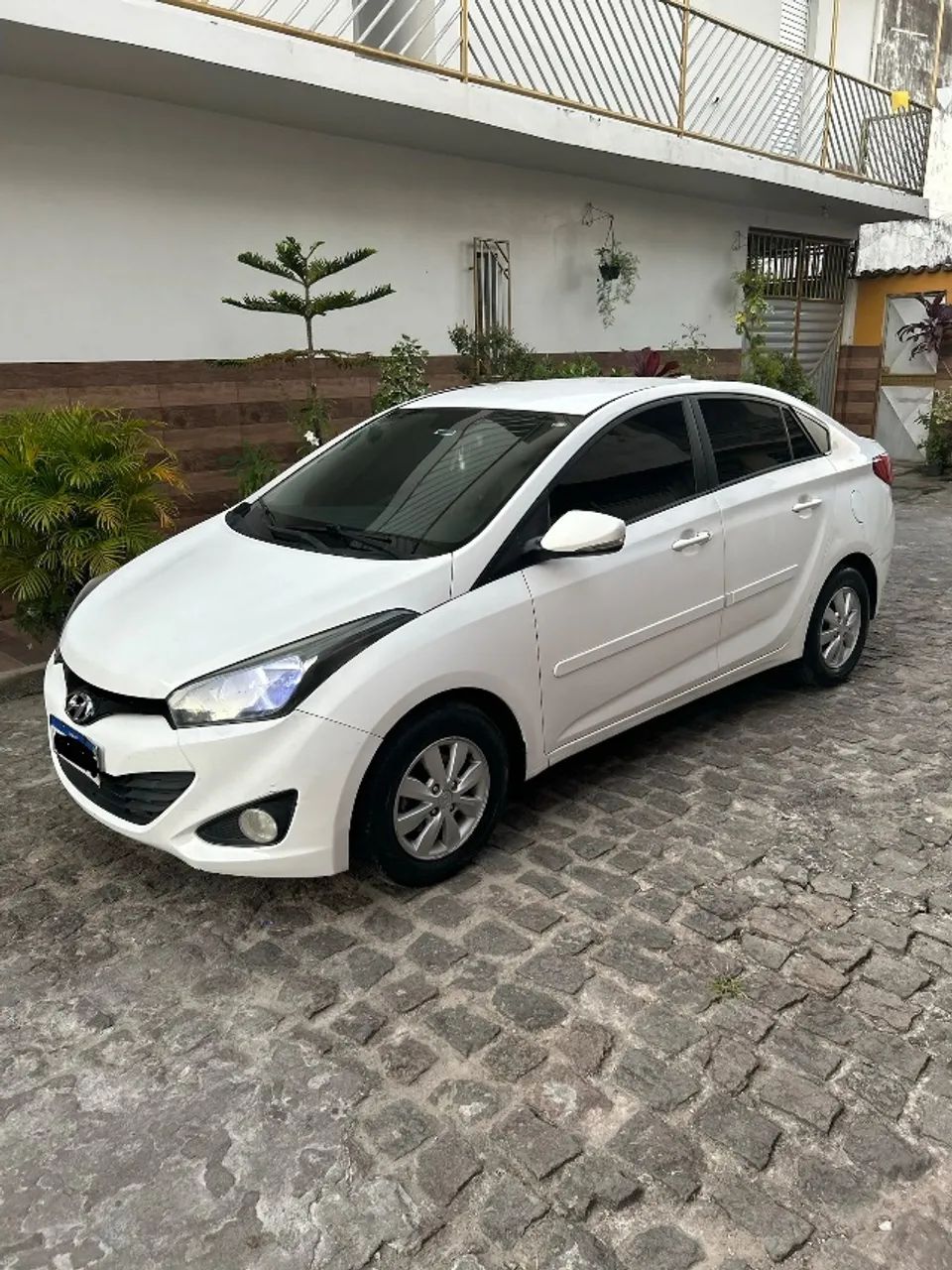 Hyundai Hb20S C.PLUS/C.STYLE1.0 FLEX 12V MEC. 4P 2015