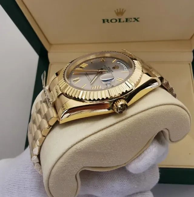 Rolex Day-Date 40 automático Clone - Foto 3