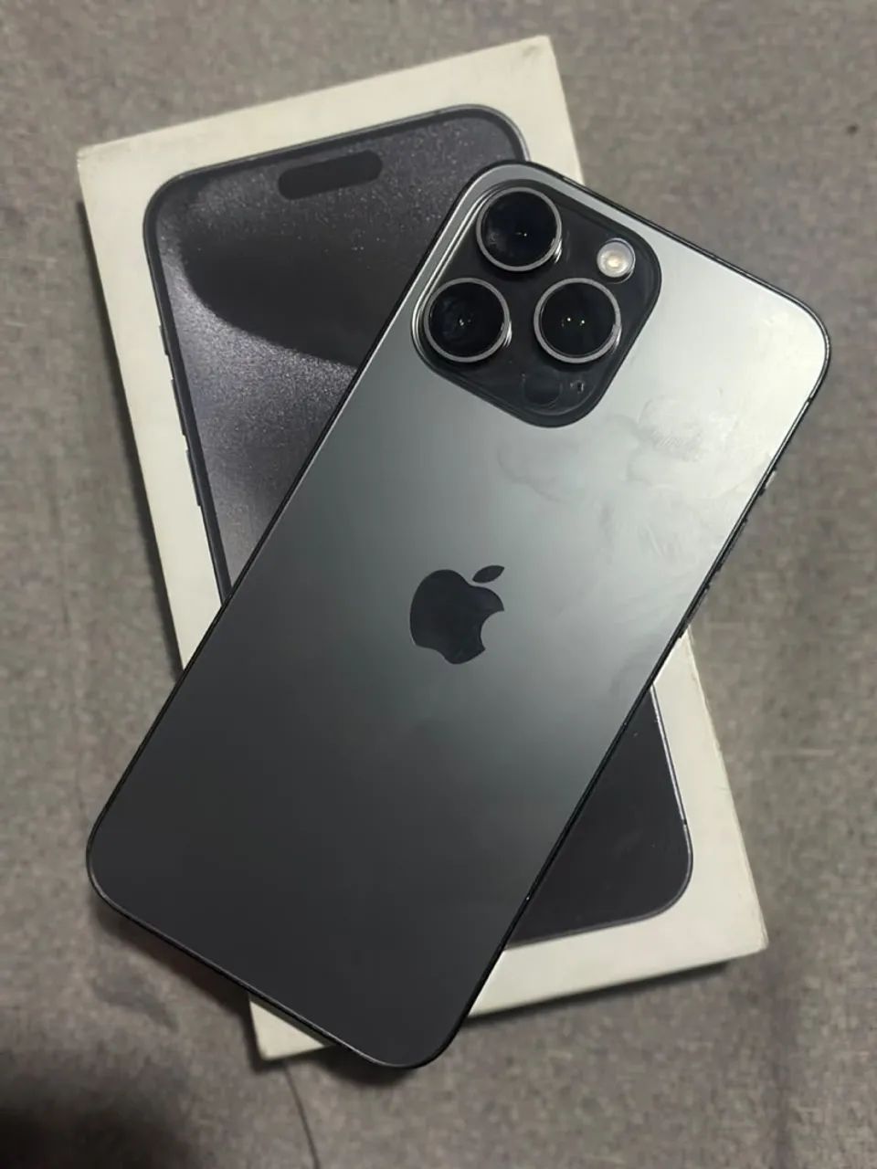 IPhone 15 pro Max 256GB - Foto 2