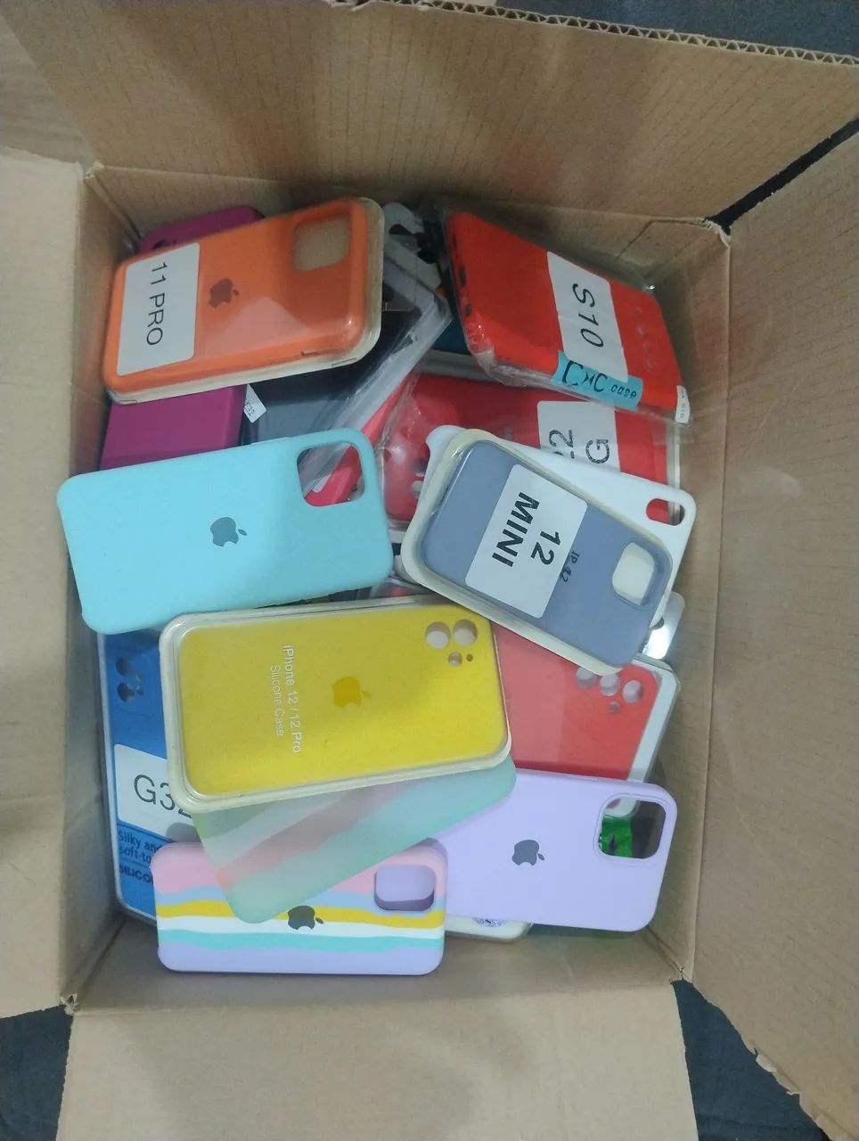 40 capinhas pra celular 