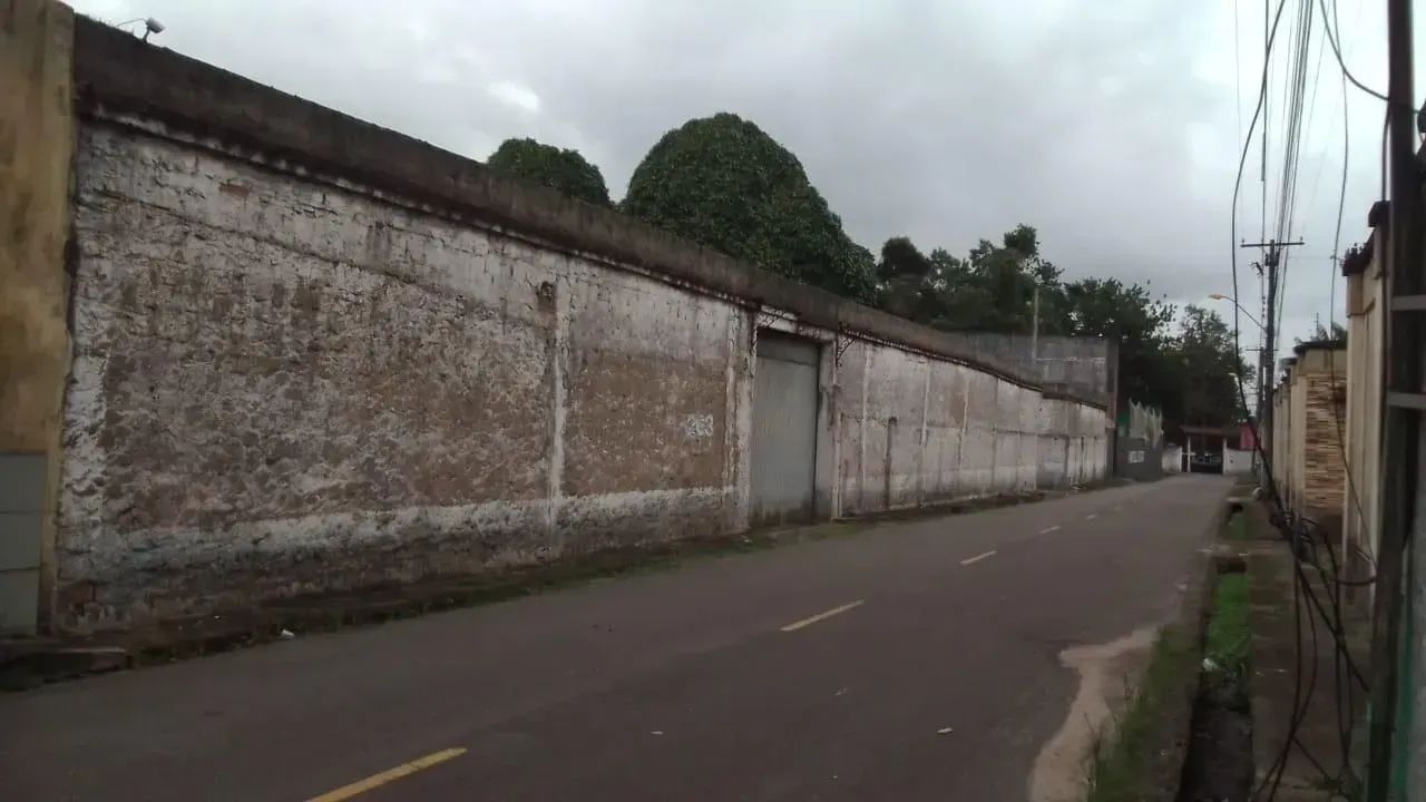 Terreno edificado à venda na BR-316