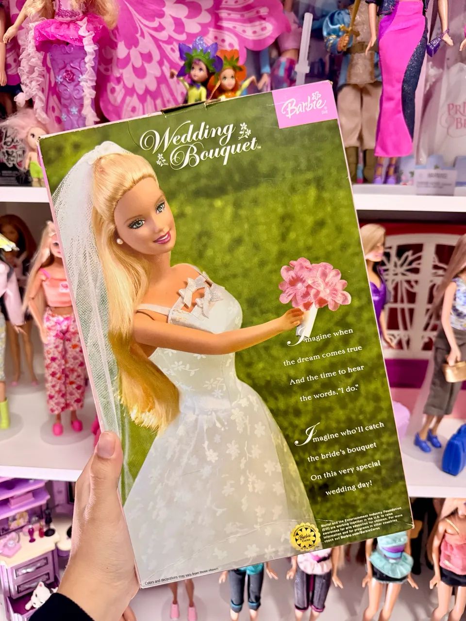 Barbie noiva buquê  - Foto 3