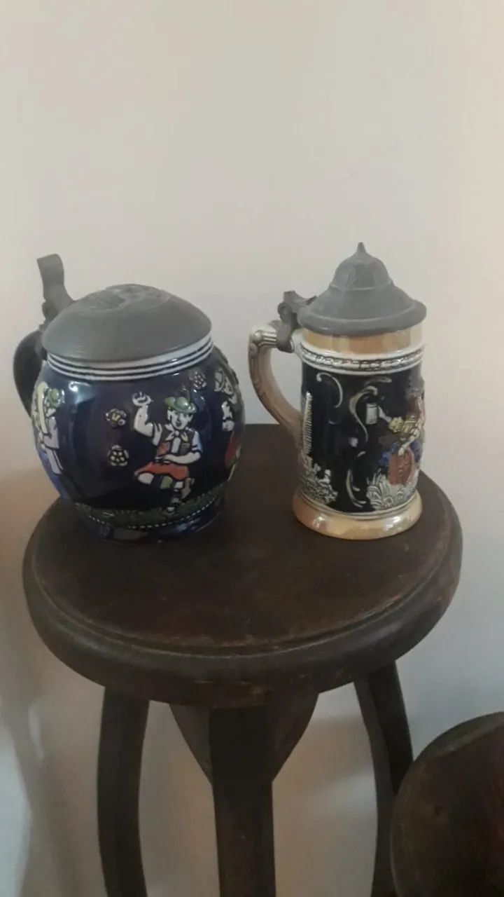 Caneca Antiga De Porcelana Ceramarte Tampa De Estanho 350,00 cada - Foto 3