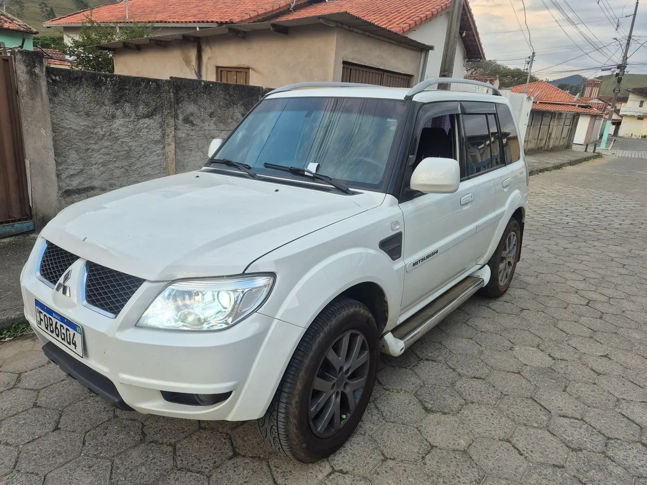Mitsubishi Pajero Pajero TR4 2.0 Flex 16V 4X2 Aut. 2015