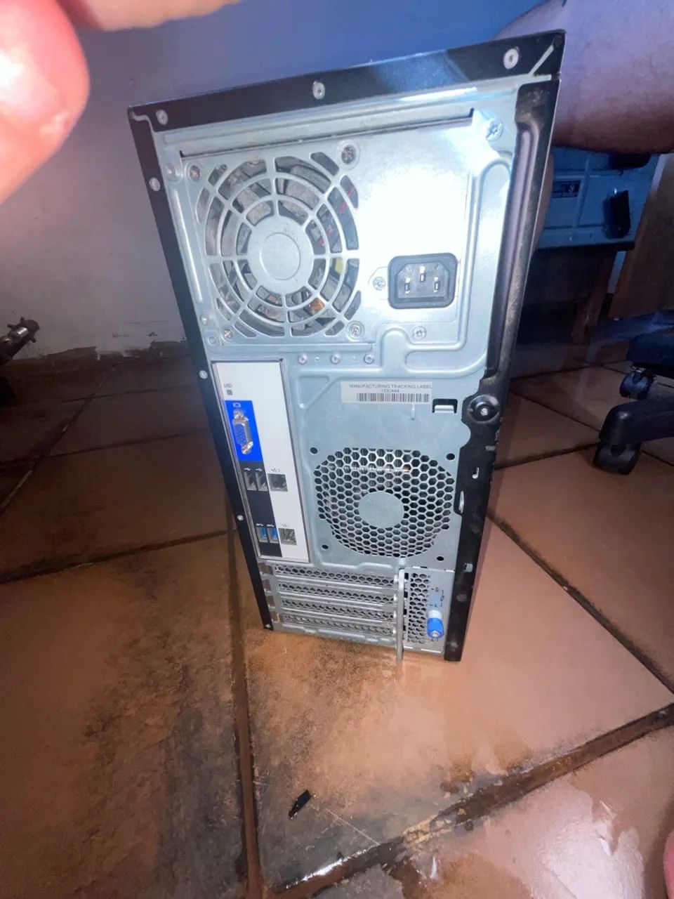 Servidor HPE ML30 gen 9 / Apenas com processador e ILO4 - Foto 2