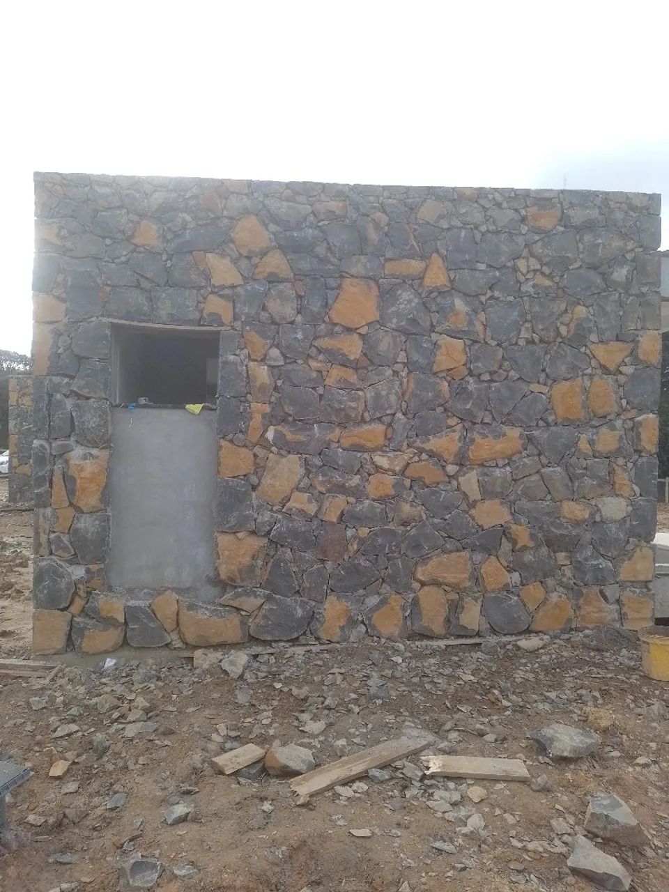 Muro de pedra e contenção  - Foto 4