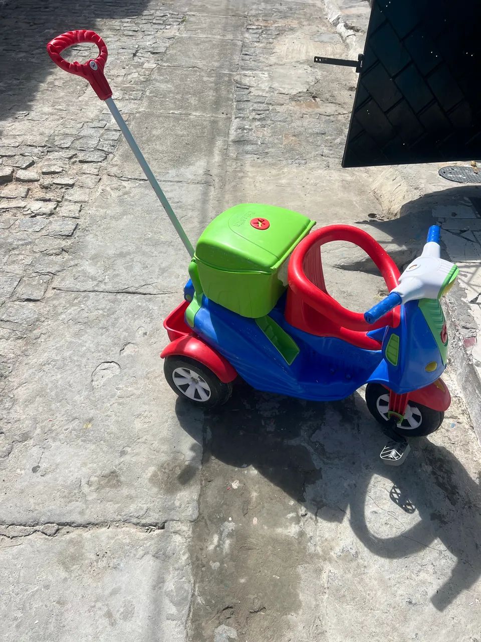 Triciclo infantil