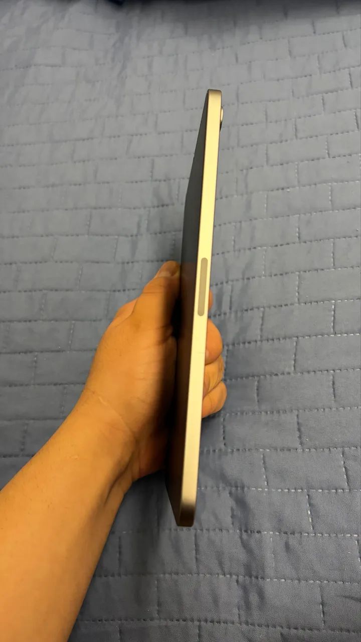 iPad mini 7 (A17 Pro) 128GB + Apple Pencil Pro + Acessórios