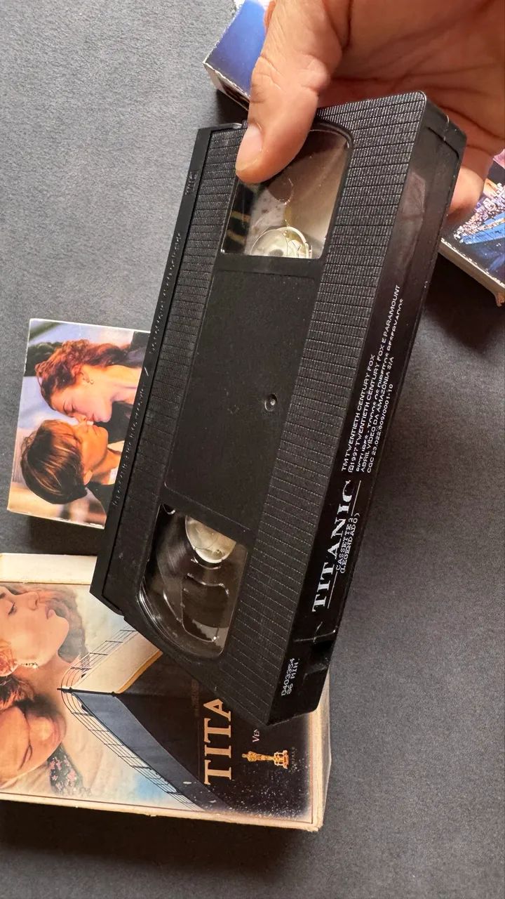 TITANIC VHS - 2 Fitas - Raro - Foto 2
