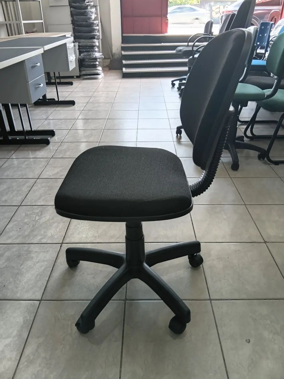 Cadeiras executiva sem braço de tecido  - Foto 2