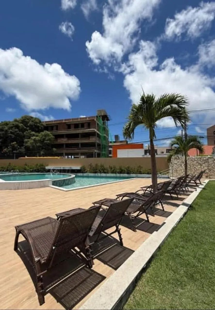 Apartamento mobiliado e reformado de 57m², 2 quartos sendo 1 suíte, lazer completo e excel - Foto 2