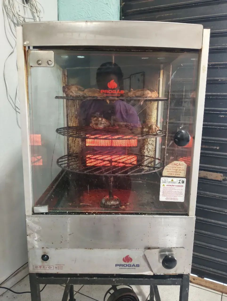 Máquina de assar frango 
