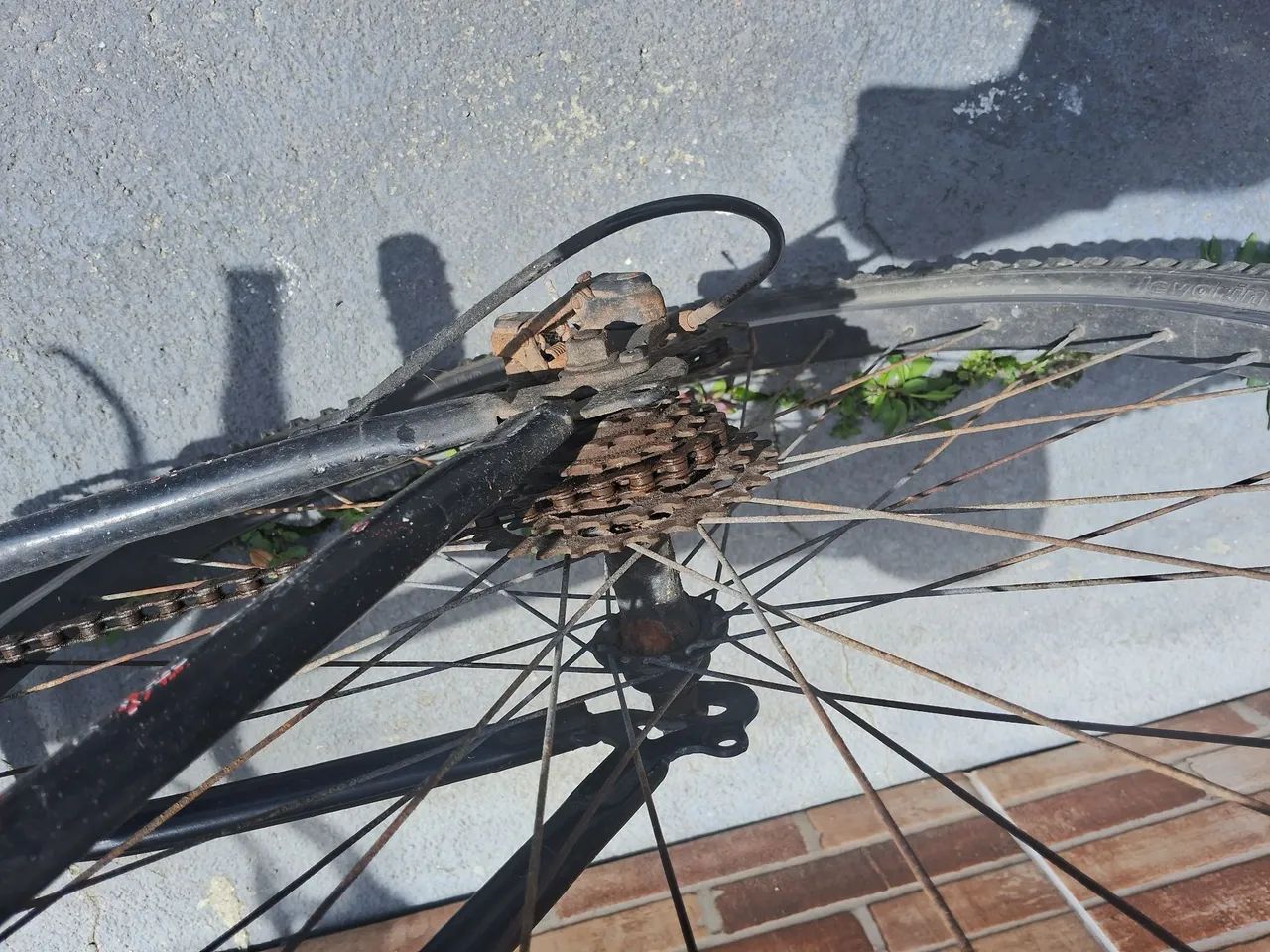 Bicicleta aro 26 usada - Foto 3