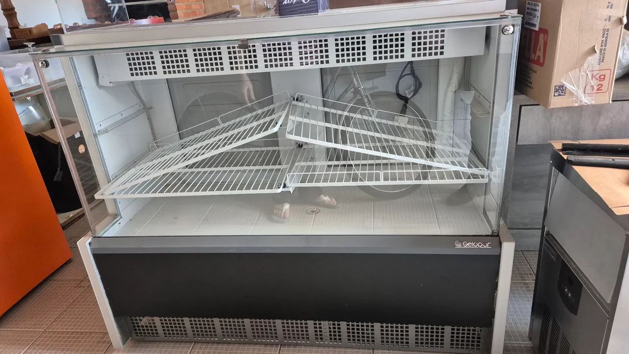 Expositor Refrigerado Gelopar 1,50m - 220v - Foto 2
