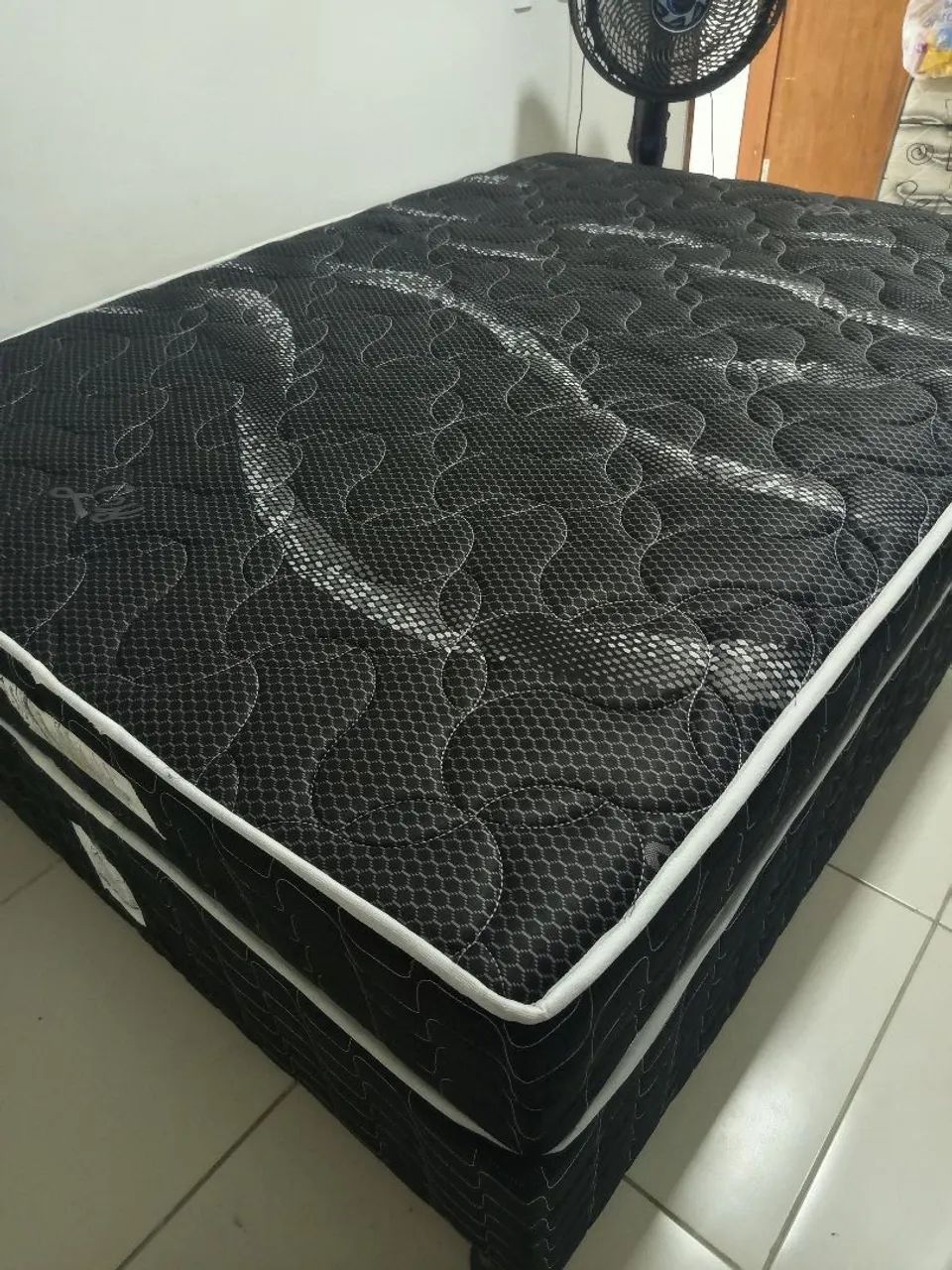 Cama box casal combase e colchão  - Foto 2