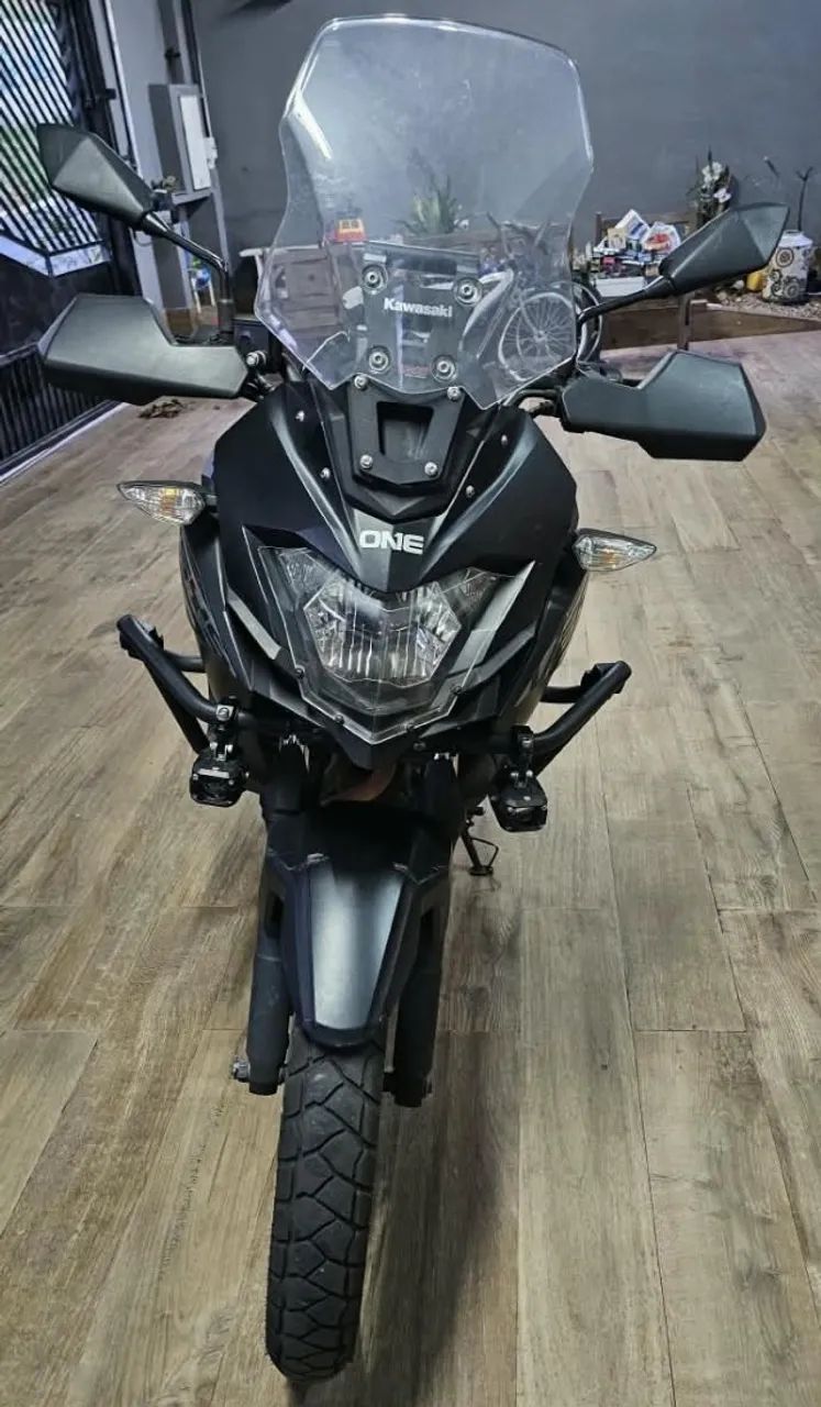 Versys 300 completa - Foto 3