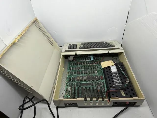 Micro Computador Apple 2 Cce Exato Apple Ii Raro No Estado (Usado) - Foto 4