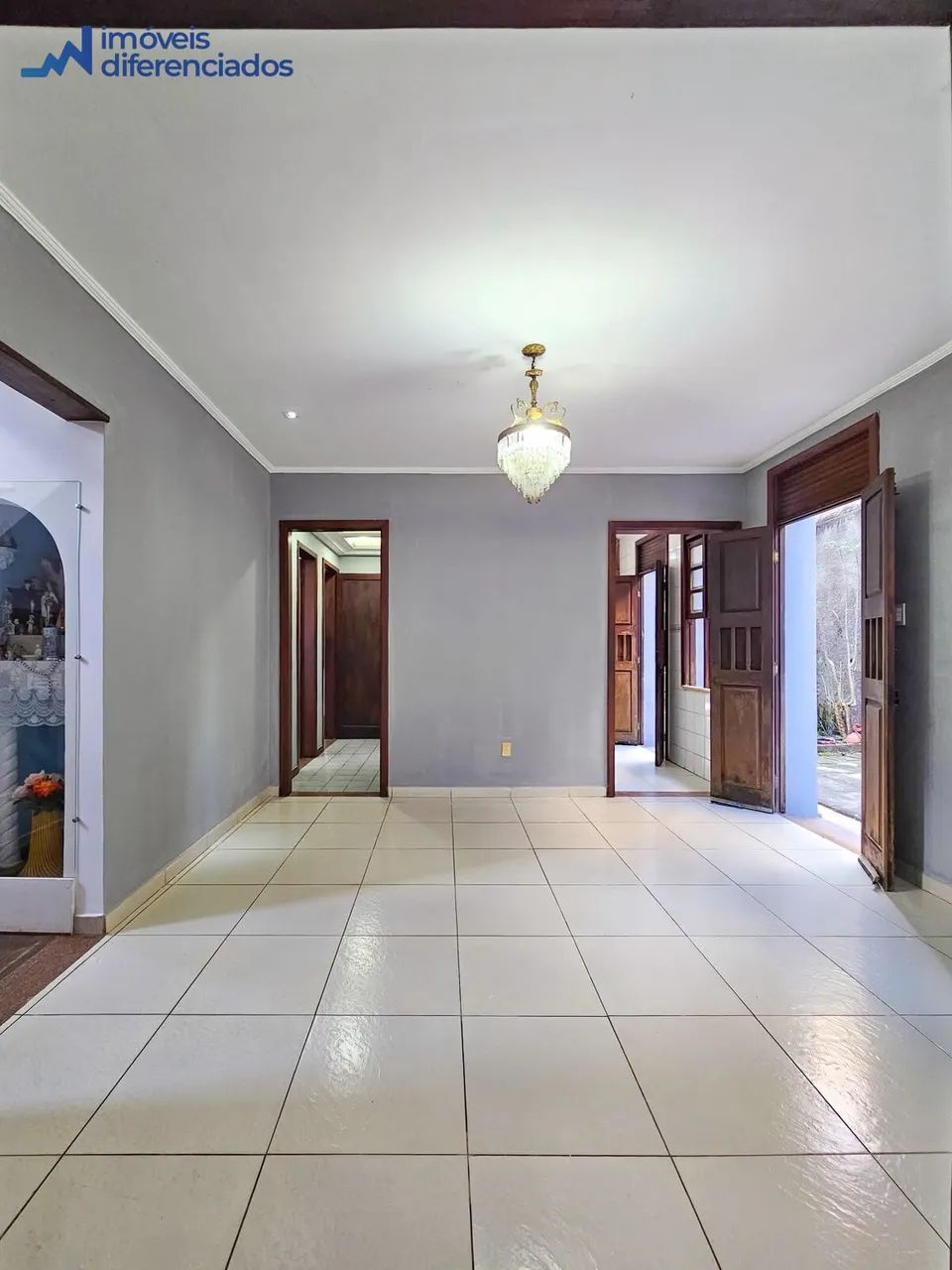 Casa com 300m² em terreno de 800m² - Foto 4