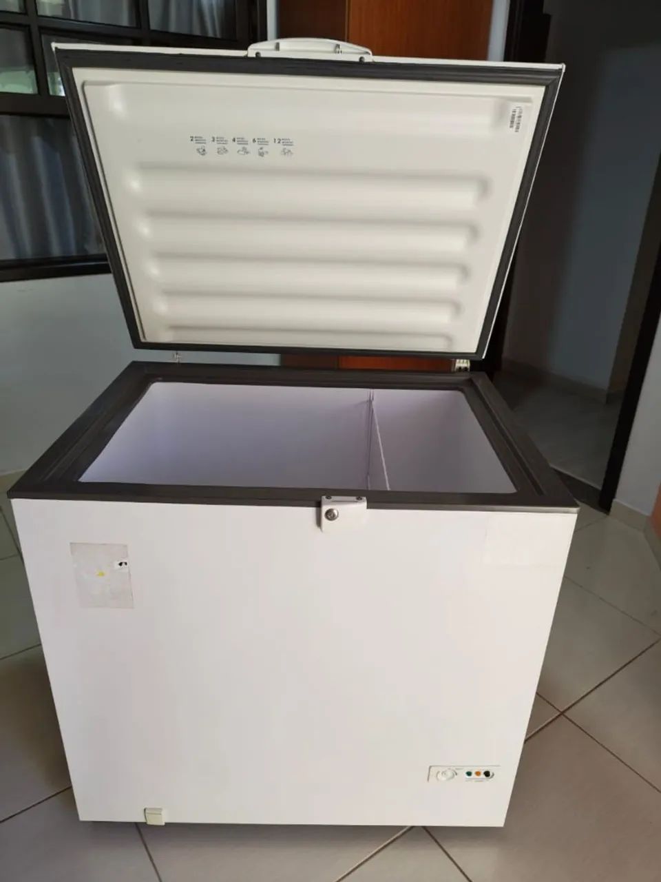 冷凍S75 F30 Freezer horizontal Consul 305 litros - Geladeiras e Freezers