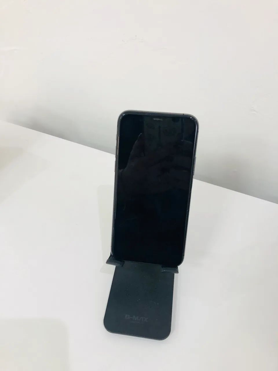 Celular IPhone 11 Pro Max 256 gb - Foto 2