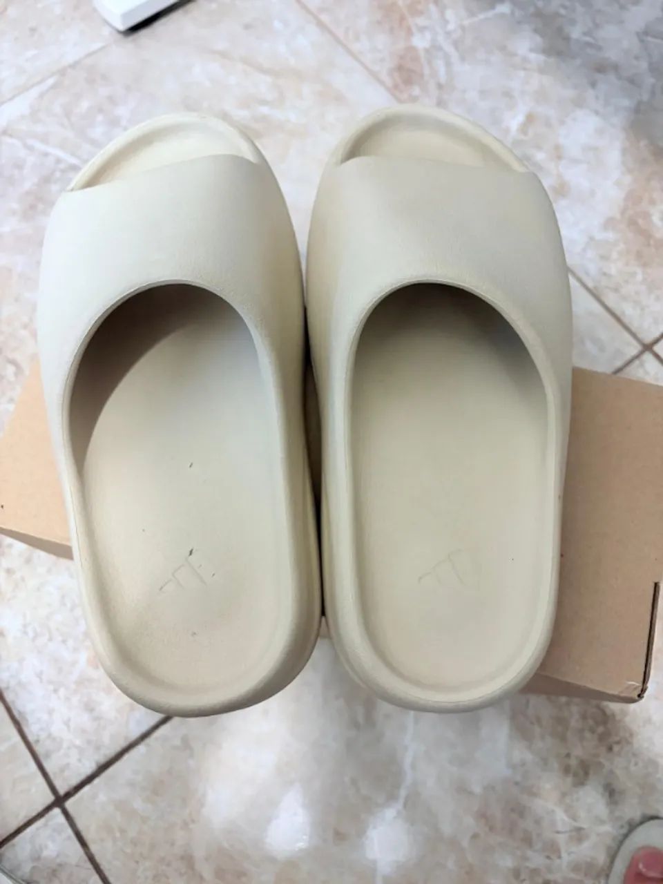 Yeezy Slide Bone - Foto 2