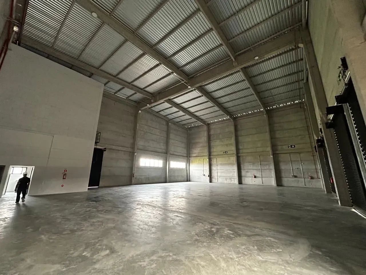Galpões de 694 m2 Navegantes , Bairro Volta Grande - Foto 6