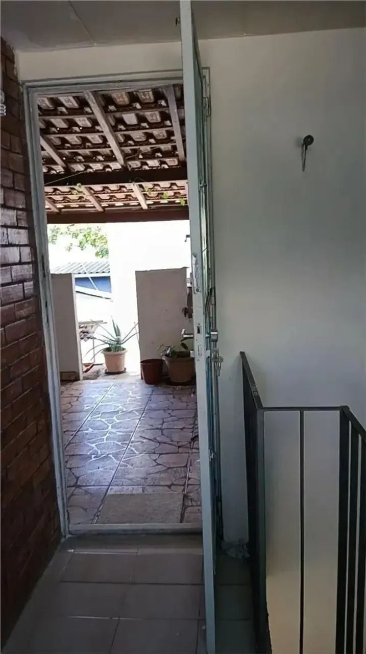 CASA COM 2 QUARTOS EM BENTO RIBEIRO - Foto 2