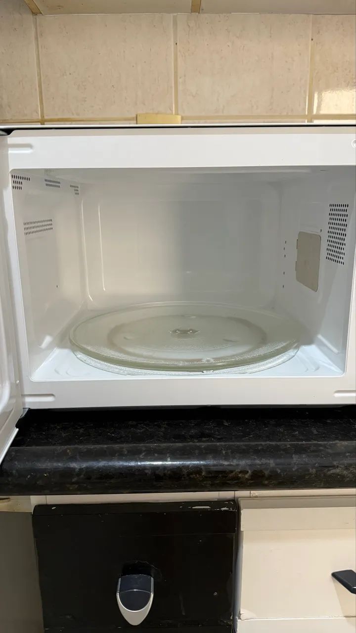 Microondas Philco 33 Litros - Foto 3