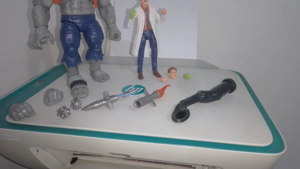 Pack Hulk Cinza e Bruce Banner Marvel legends! - Foto 3
