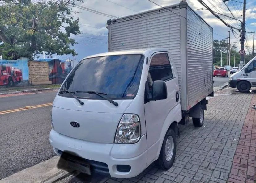 KIA BONGO 2.5 STD 4X2