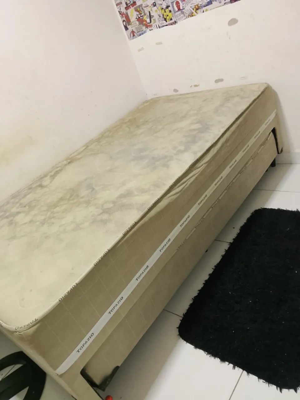 Cama solteirão 
