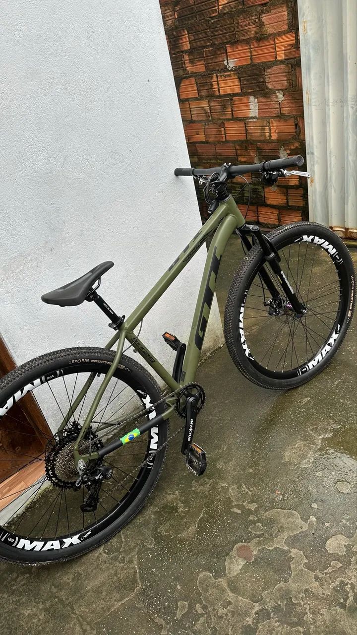 Vendo uma Bicicleta Aro 20