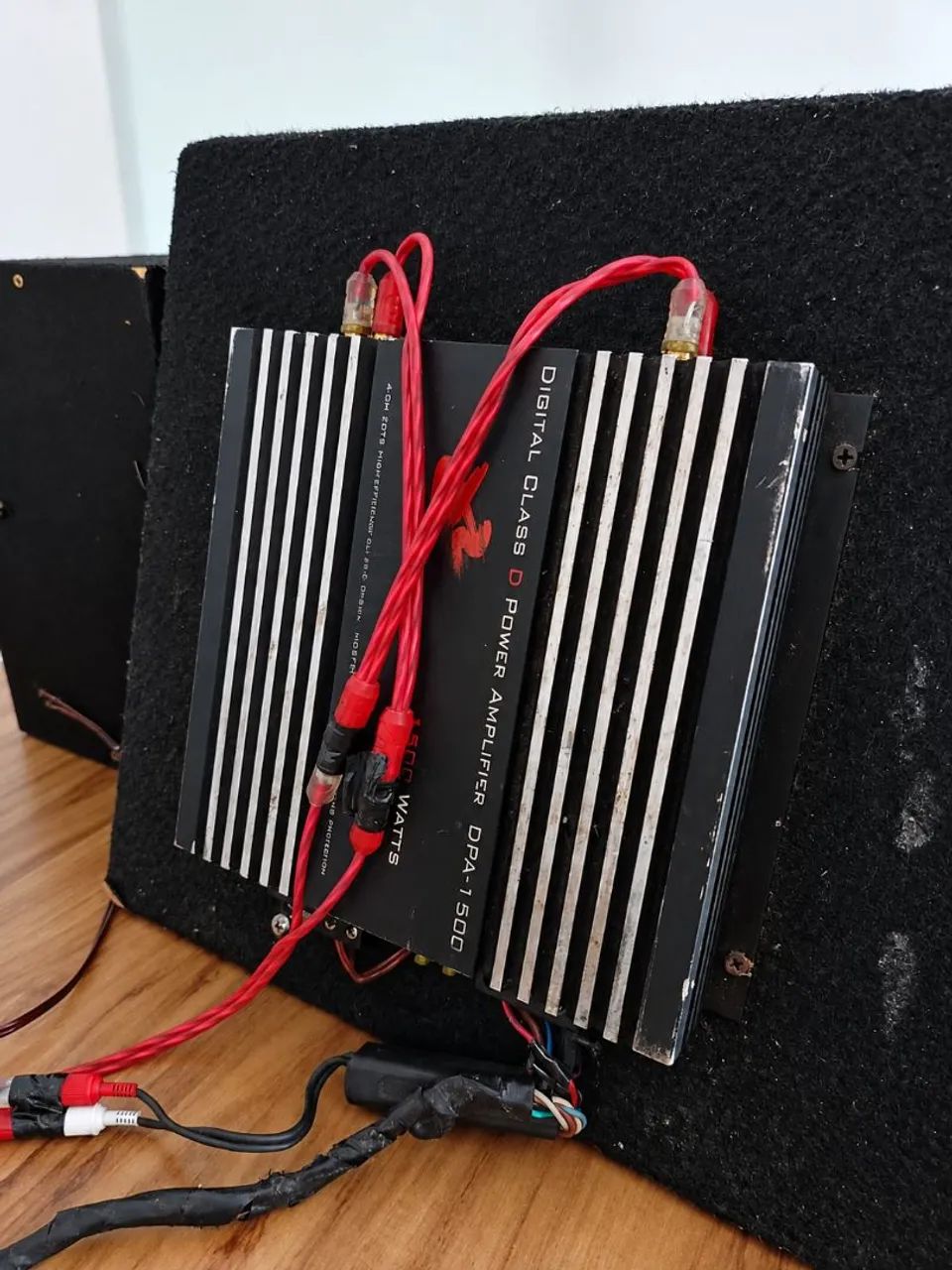 CAIXA DE SOM AUTOMOTIVO TRIO + MÓDULO DIGITAL DE 1500 WATTS  - Foto 2