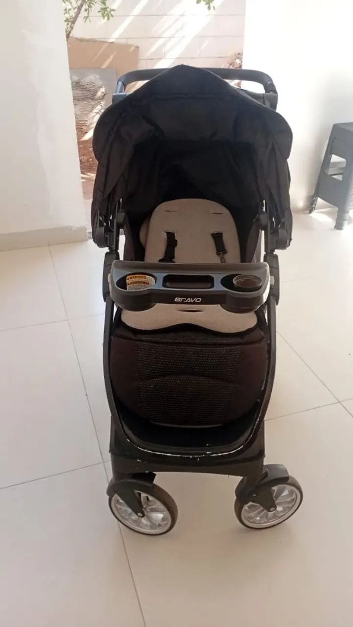 Carrinho de bebê bravo chicco