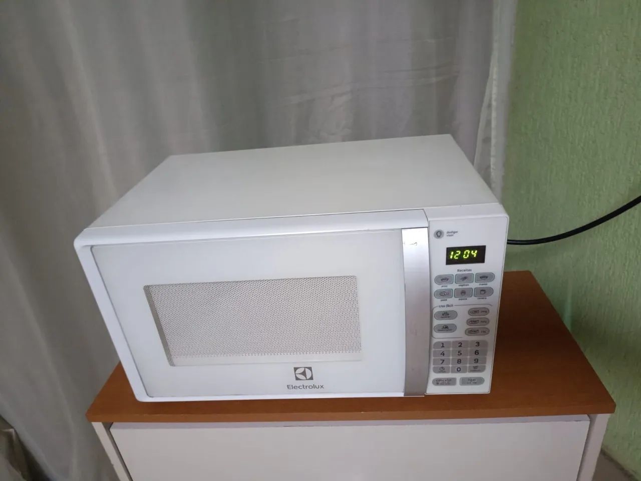 Microondas Eletrolux 20 litros  - Foto 2