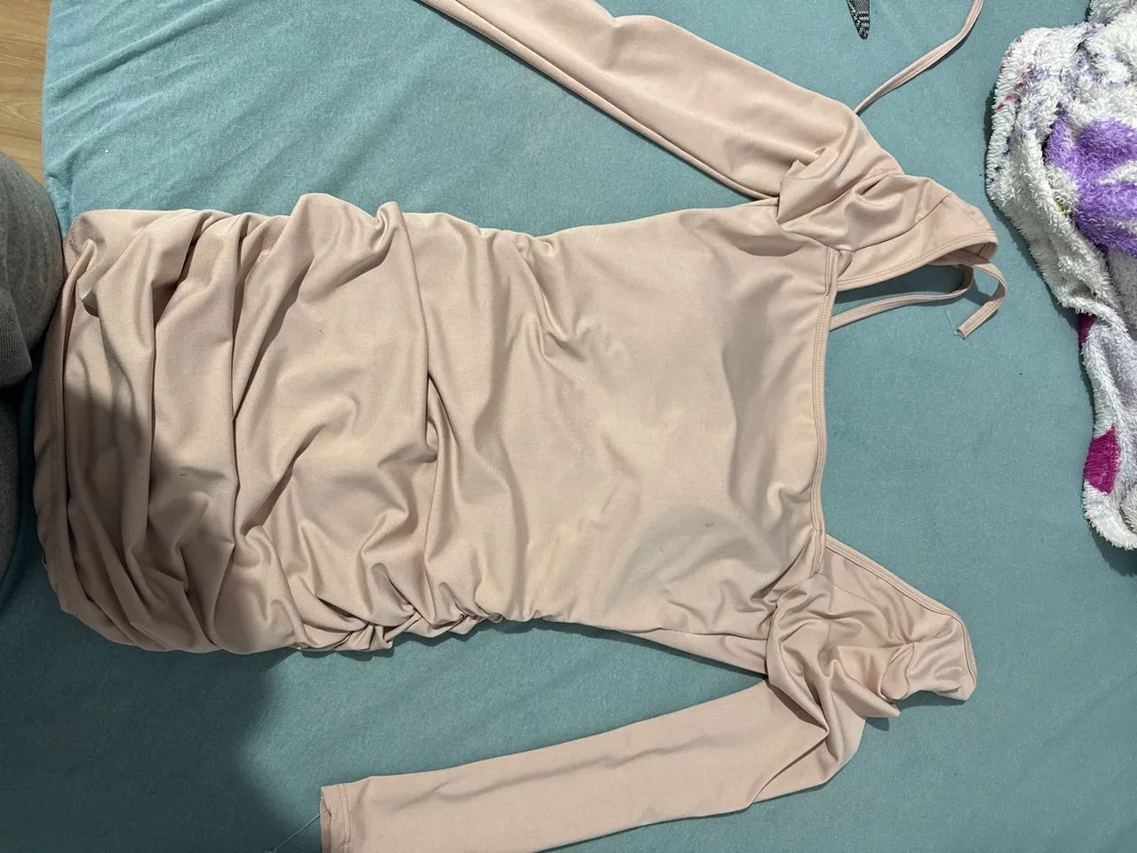 VESTIDO ROSA - TRANÇADO NAS COSTAS